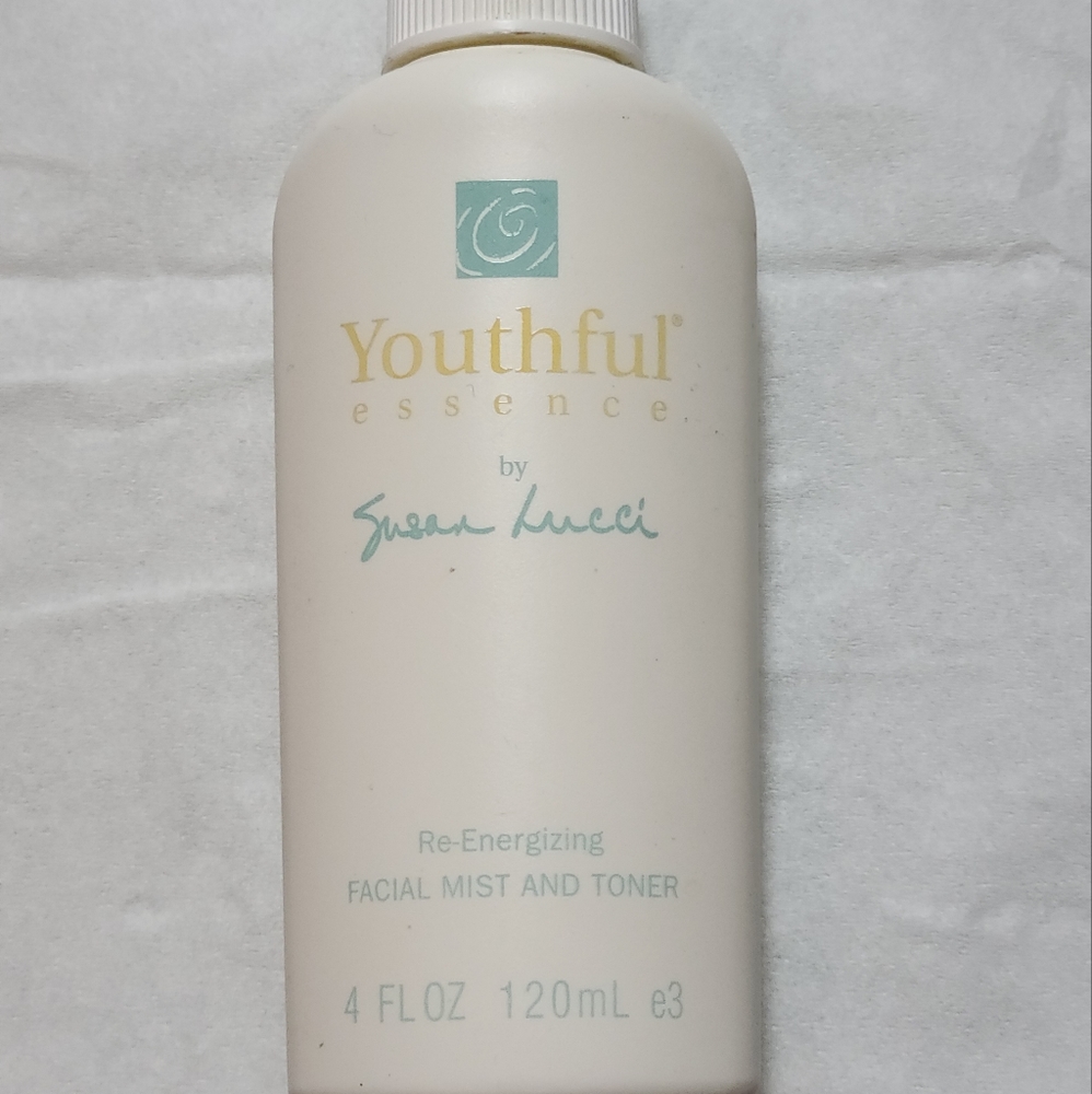 Susan Lucci Youthful Essence Re-Energizing Facial Mist & Toner